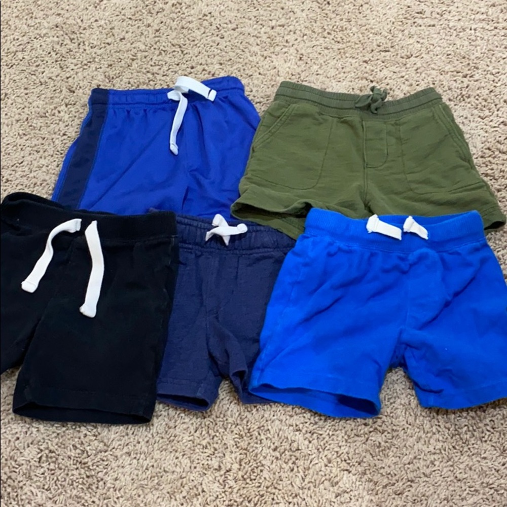 Boys shorts bundle 18/18-24mo